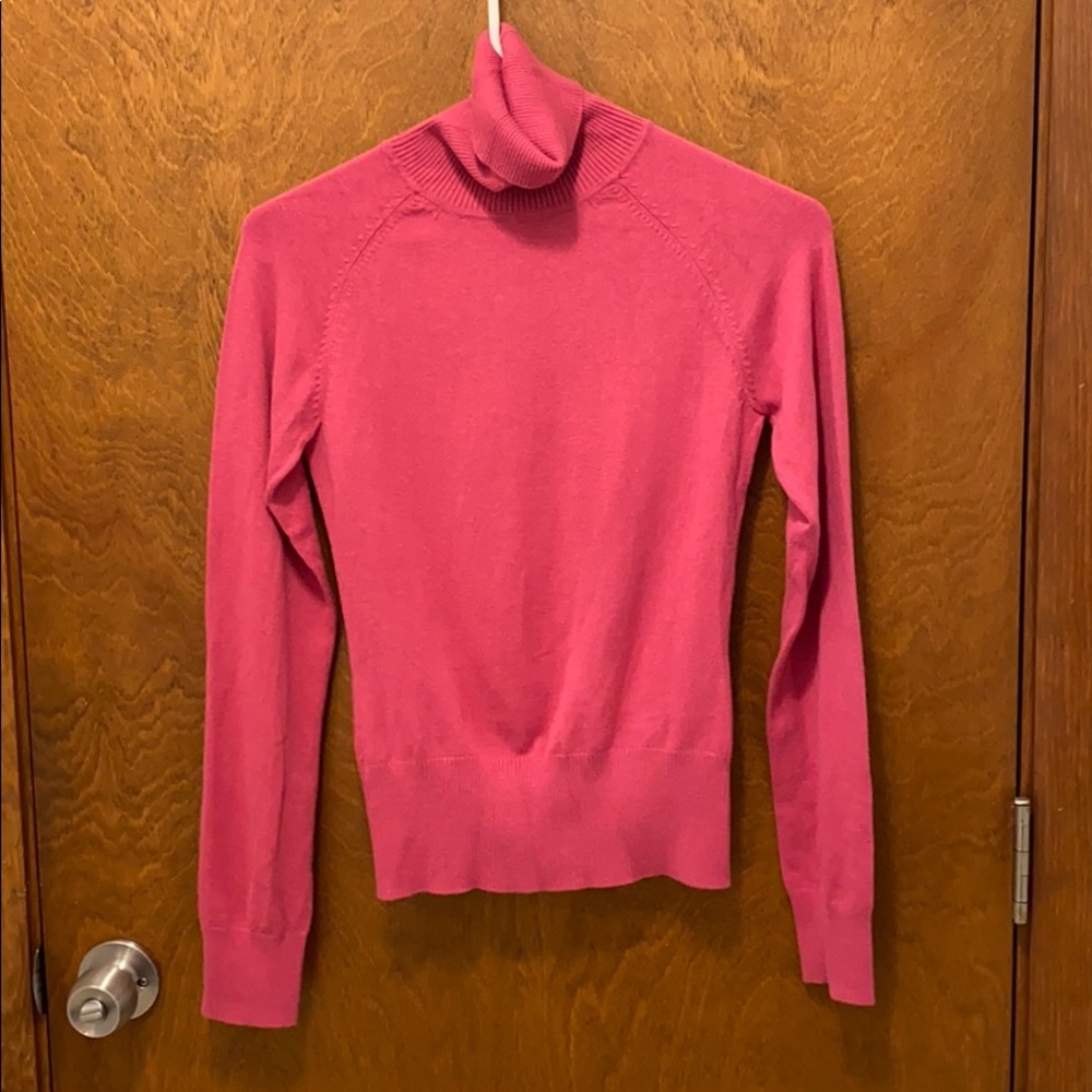 Dolce vita  turtleneck size medium fits like small